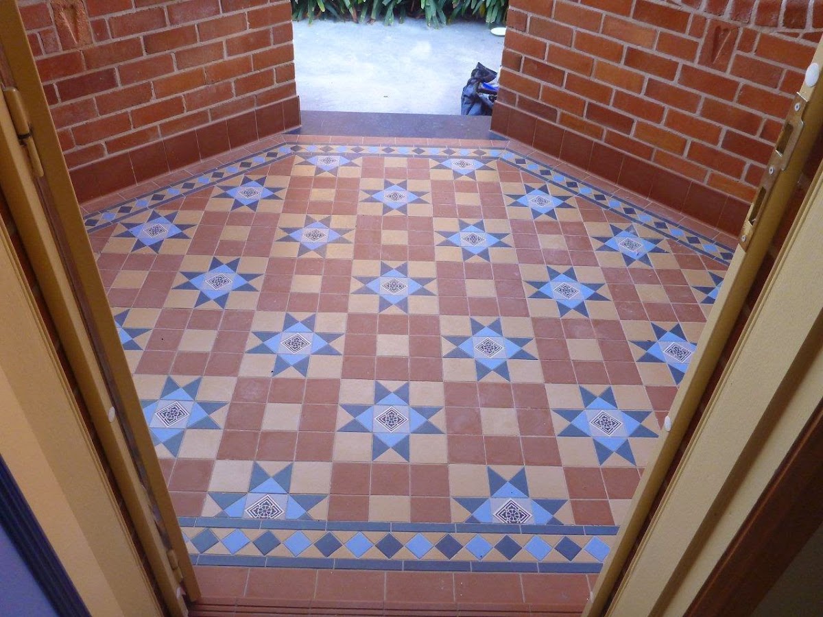 Heritage pattern entrance floor tiling, Yass Tiles & Bathware